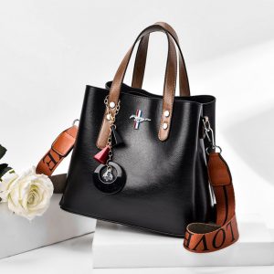 mustang handbags, mustang bags, mustang purse, ford mustang purse, bags for mustang, ford mustang handbags, mustang air bags,